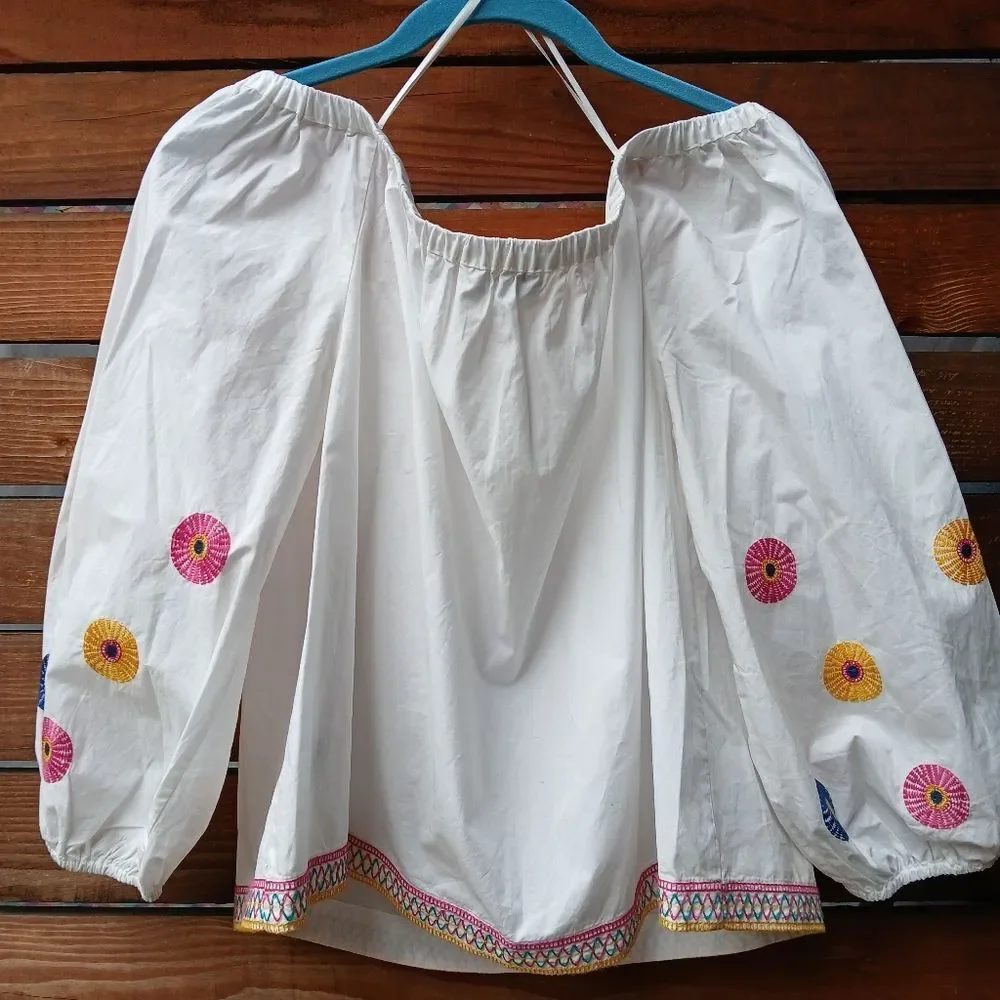 Madewell White Blouse with Embroidered Design Puff Sleeves  Semi Crop Size L